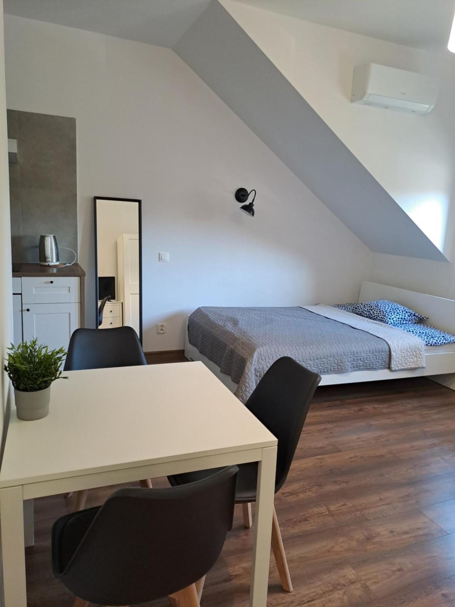 קרקוב Prokocim Apartments מראה חיצוני תמונה